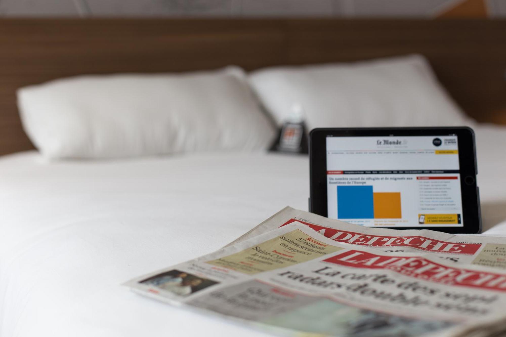 Brit Hotel Toulouse Colomiers - L'Esplanade Екстер'єр фото