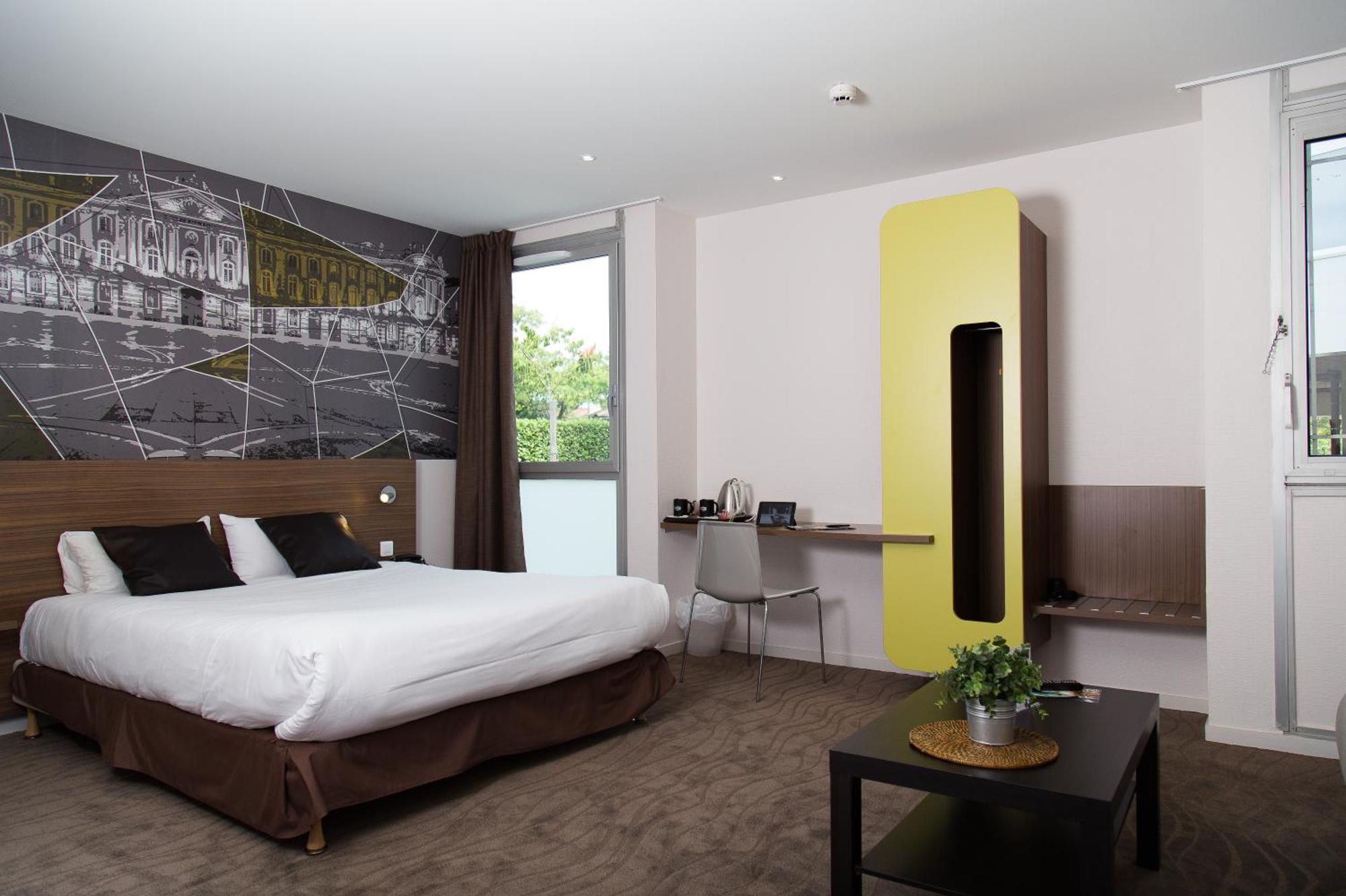 Brit Hotel Toulouse Colomiers - L'Esplanade Екстер'єр фото