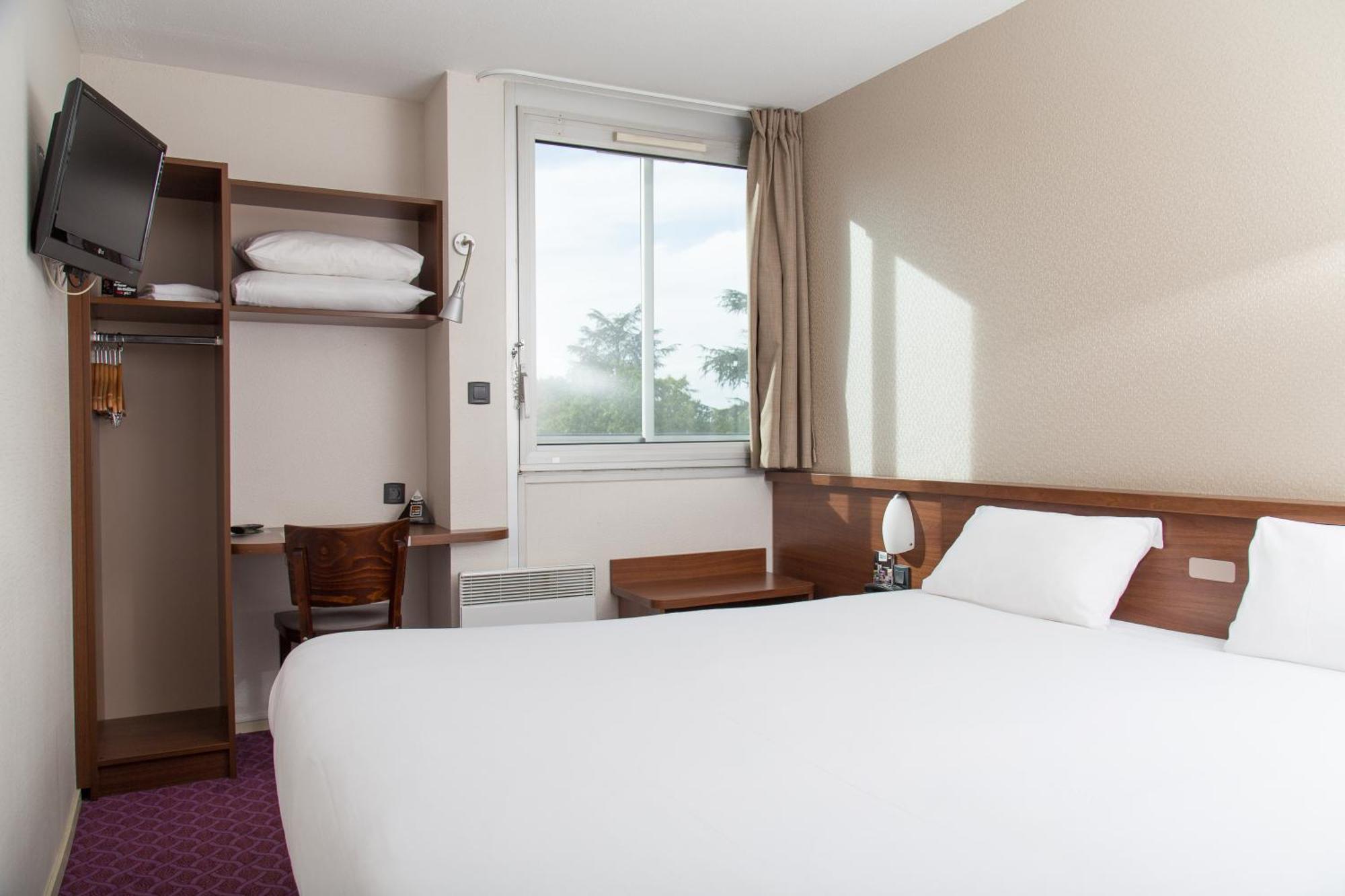 Brit Hotel Toulouse Colomiers - L'Esplanade Екстер'єр фото