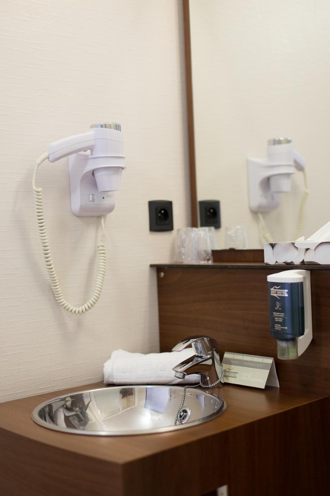 Brit Hotel Toulouse Colomiers - L'Esplanade Екстер'єр фото